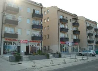 Objekt Jovanke Radaković 51, 51a image