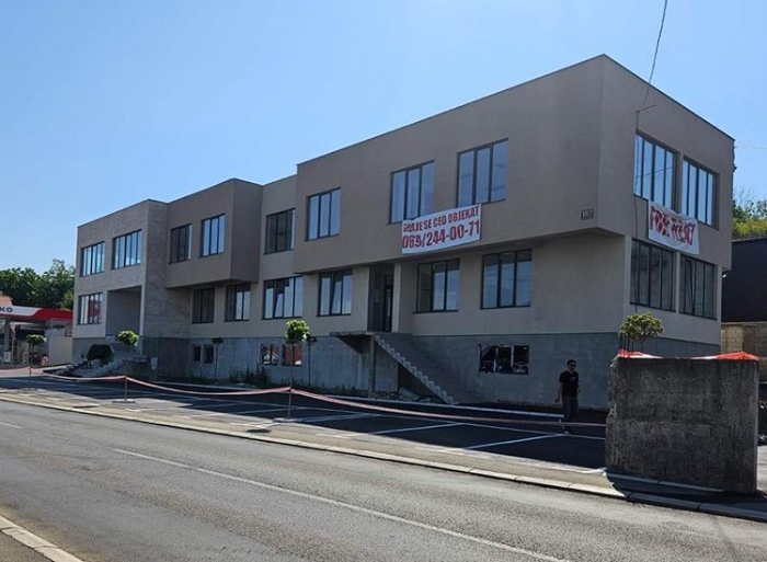 Poslovni prostor, 1200.00m², Čukarica