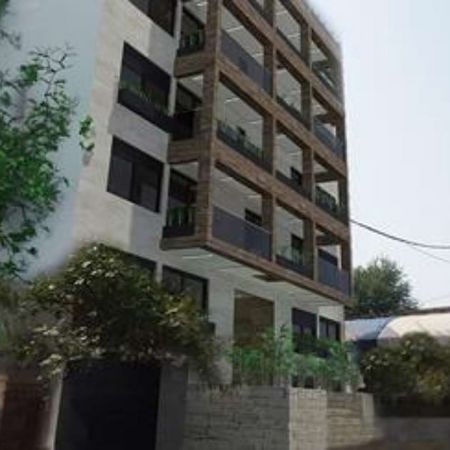 Luksuzni stanovi pored Đeram pijace